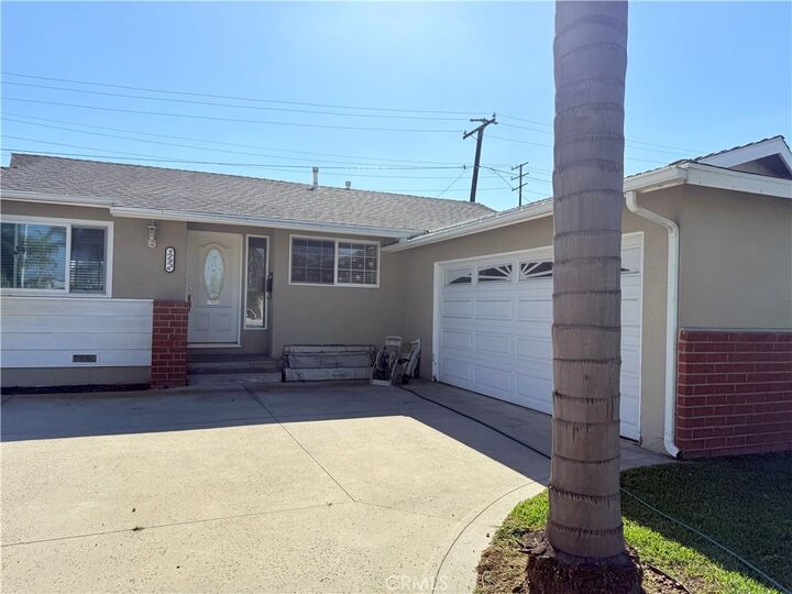 Property Photo: 5192 Skylark CA 92649