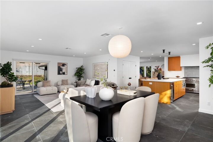 Property Photo:  1709 Alta Oaks  CA 91006