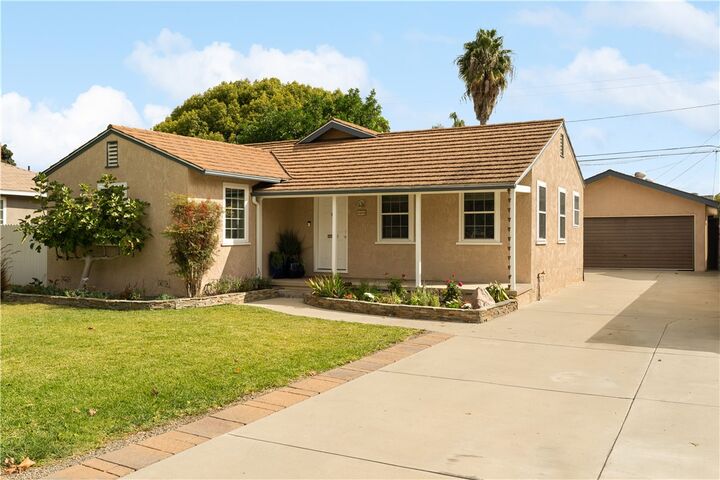 Property Photo:  4808 Graywood Avenue  CA 90808 