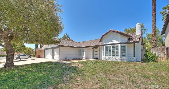 Property Photo:  24472 Old Country  CA 92557