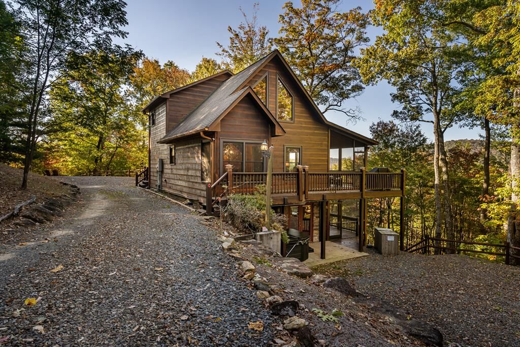 Property Photo:  357 Skyline Drive  GA 30522