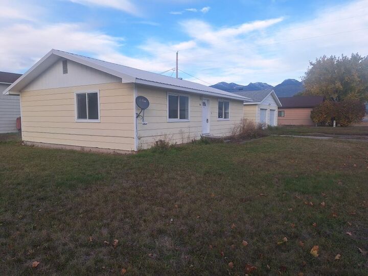 Property Photo:  306 Dayton Street SE  MT 59864