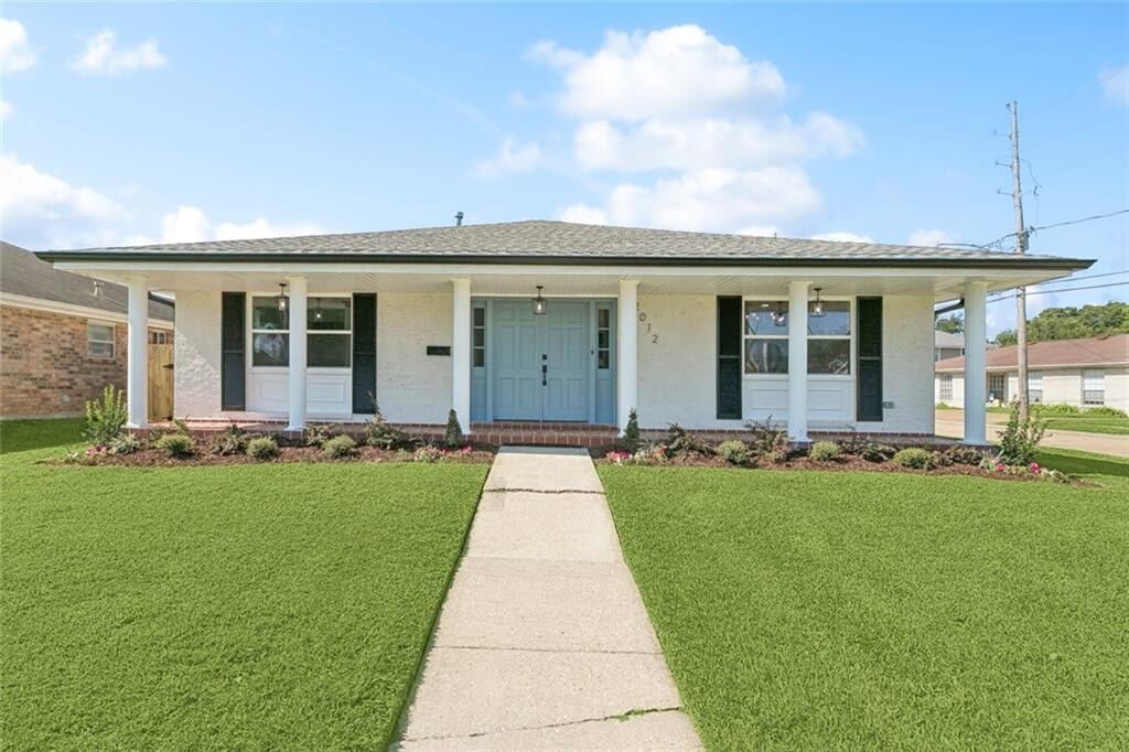 Property Photo:  2012 Edenborn Avenue  LA 70001 