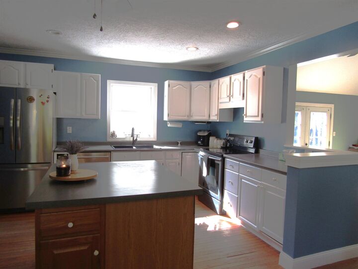 Property Photo:  21 Lake Avenue  NH 03235