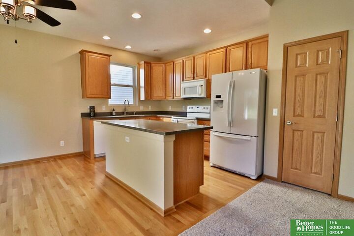 Property Photo:  7410 N 89th Avenue  NE 68122