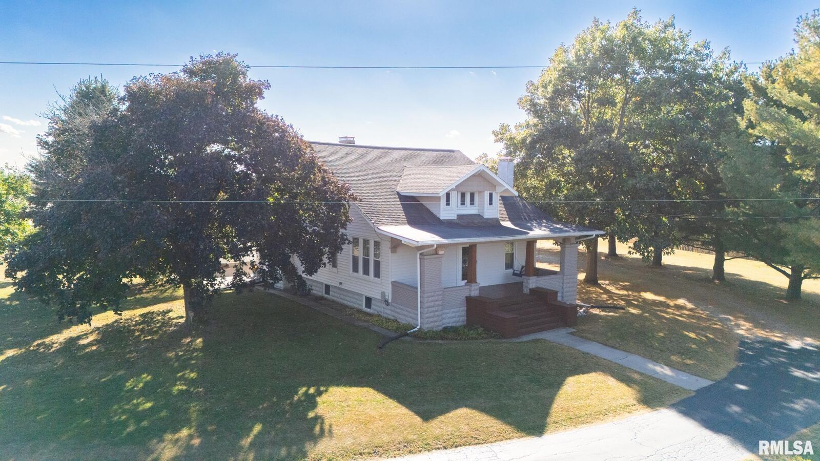 Property Photo:  19402 W Route 150  IL 61517