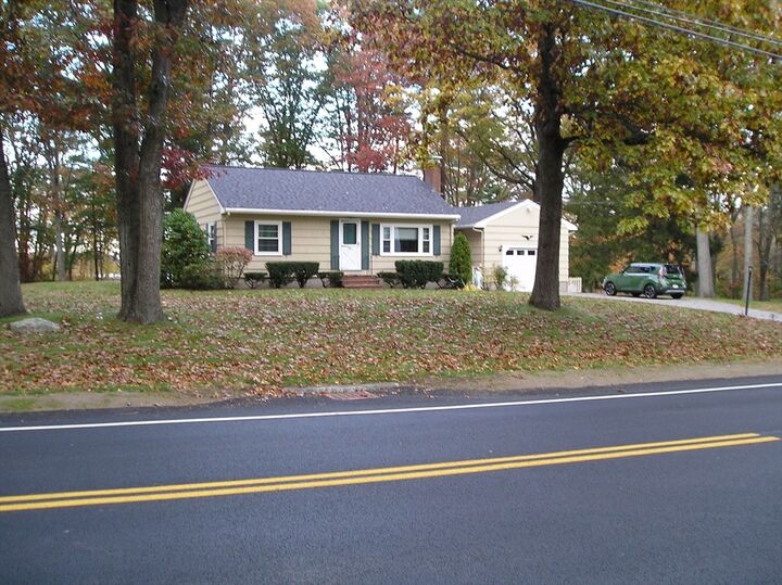 Property Photo:  598 Elm St E  MA 02767 