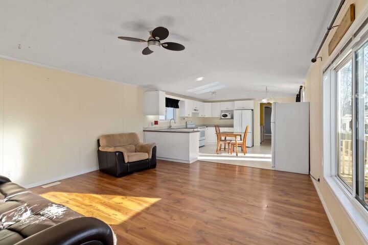 Property Photo: 200 Harpe Way AB T9K 2K8