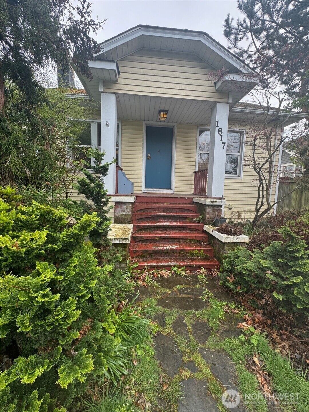 Property Photo:  1817 NW 65th Street  WA 98117 