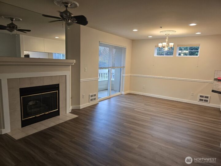 Property Photo:  7207  210th Street SW 102  WA 98026 