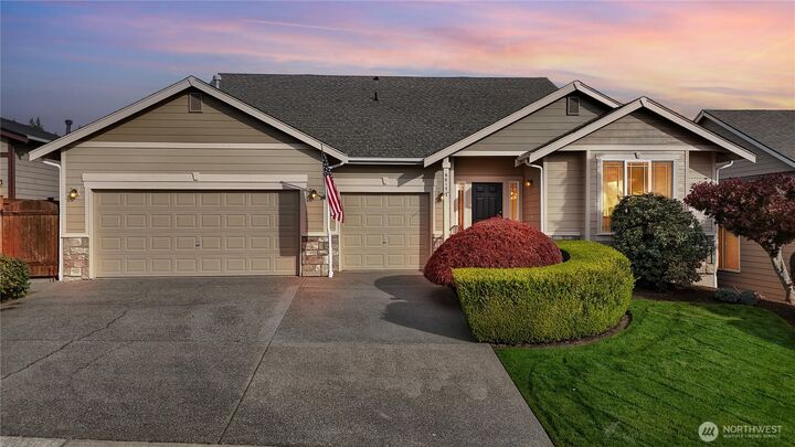 Property Photo:  6817  83rd Street Ct E  WA 98371