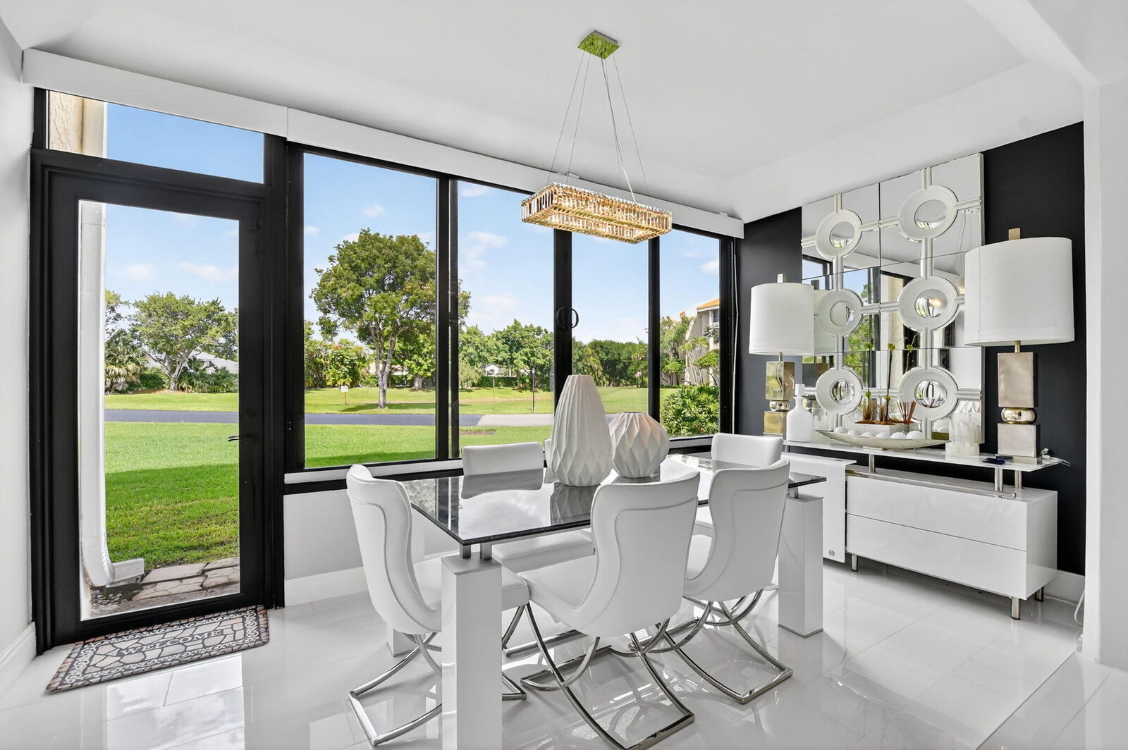 Property Photo: 7535 La Paz Boulevard 105 FL 33433