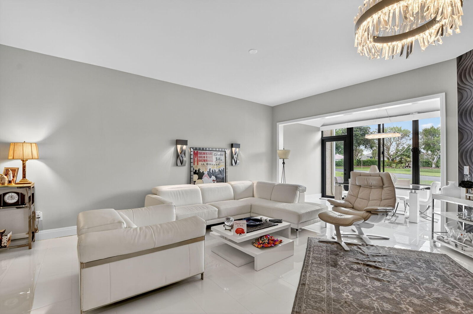 Property Photo:  7535 La Paz Boulevard 105  FL 33433 