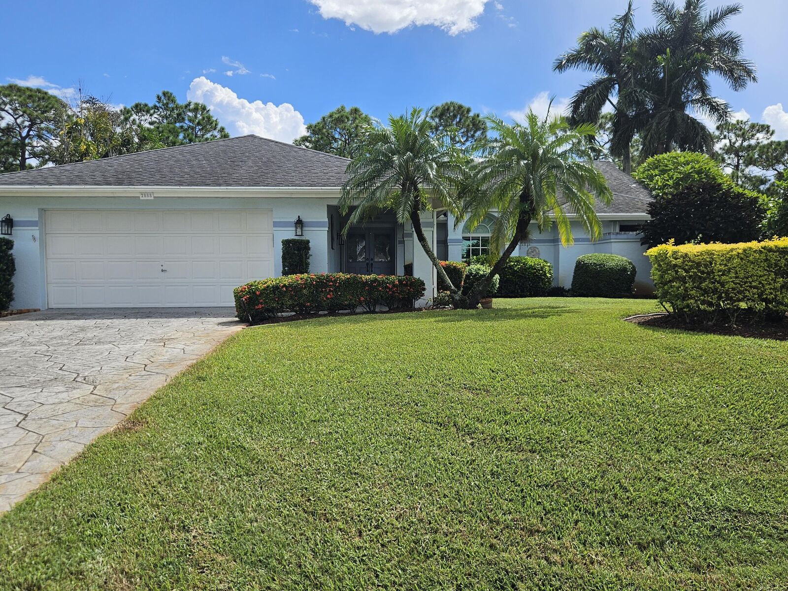 Property Photo:  2888 SE Pace Drive  FL 34984