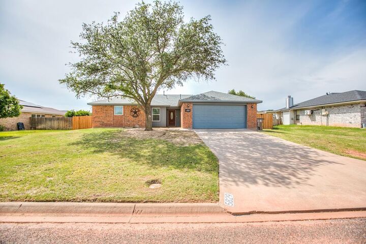 Property Photo:  5829 Davenport Dr  TX 76901