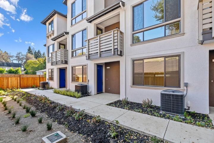 951 Woodside Road  Redwood City CA 94061 photo