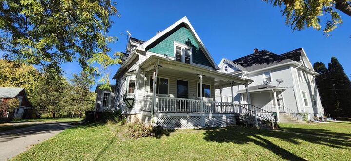 Property Photo:  144 Waterloo Street  WI 53925 