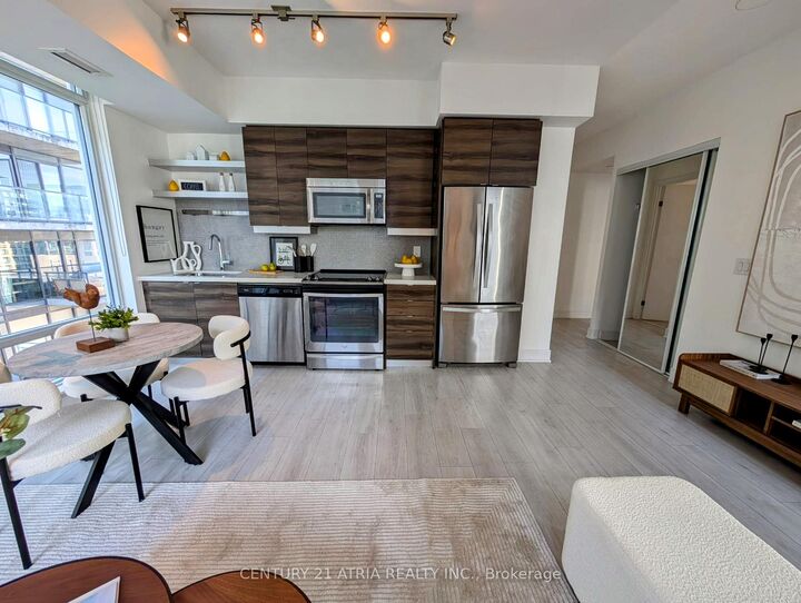 Photo de la propriété:  525 Adelaide Street 1503  ON M5V 0N7