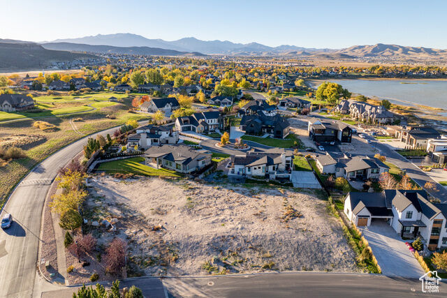 Property Photo: 262 E Bennett Ln 118 UT 84045