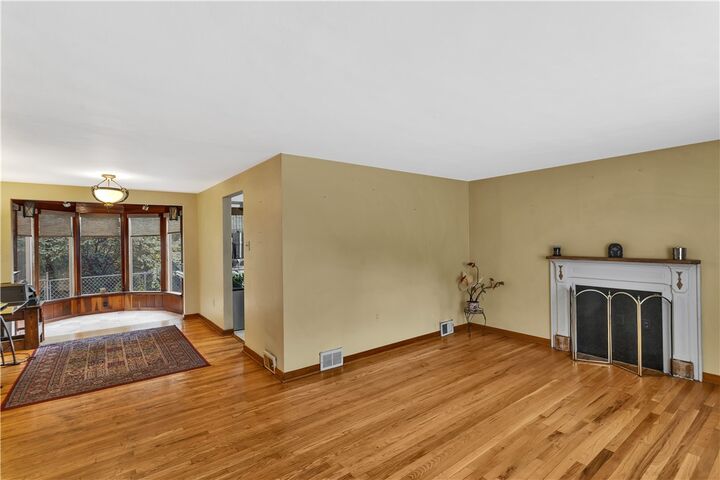 Property Photo: 20 Broadhead Ave PA 15205