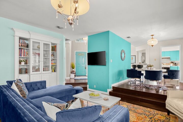 Property Photo:  2002 Alta Vista Avenue  TX 78704