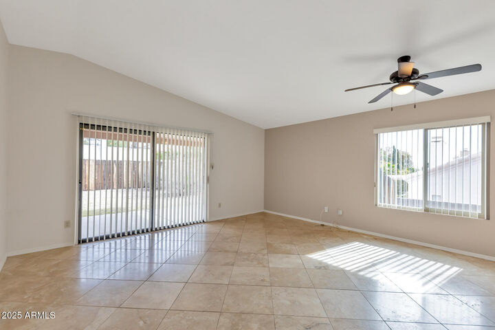 Property Photo: 14039 N Kendall Drive AZ 85268