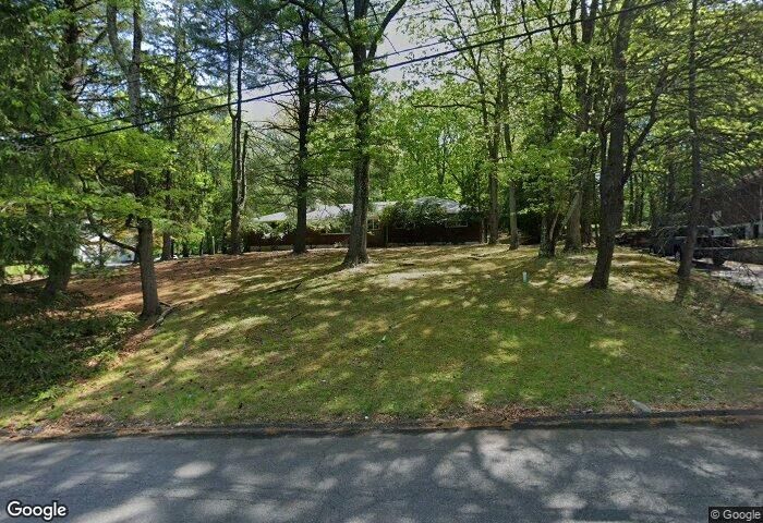 Property Photo:  2 Hillside Terrace  NY 10901 