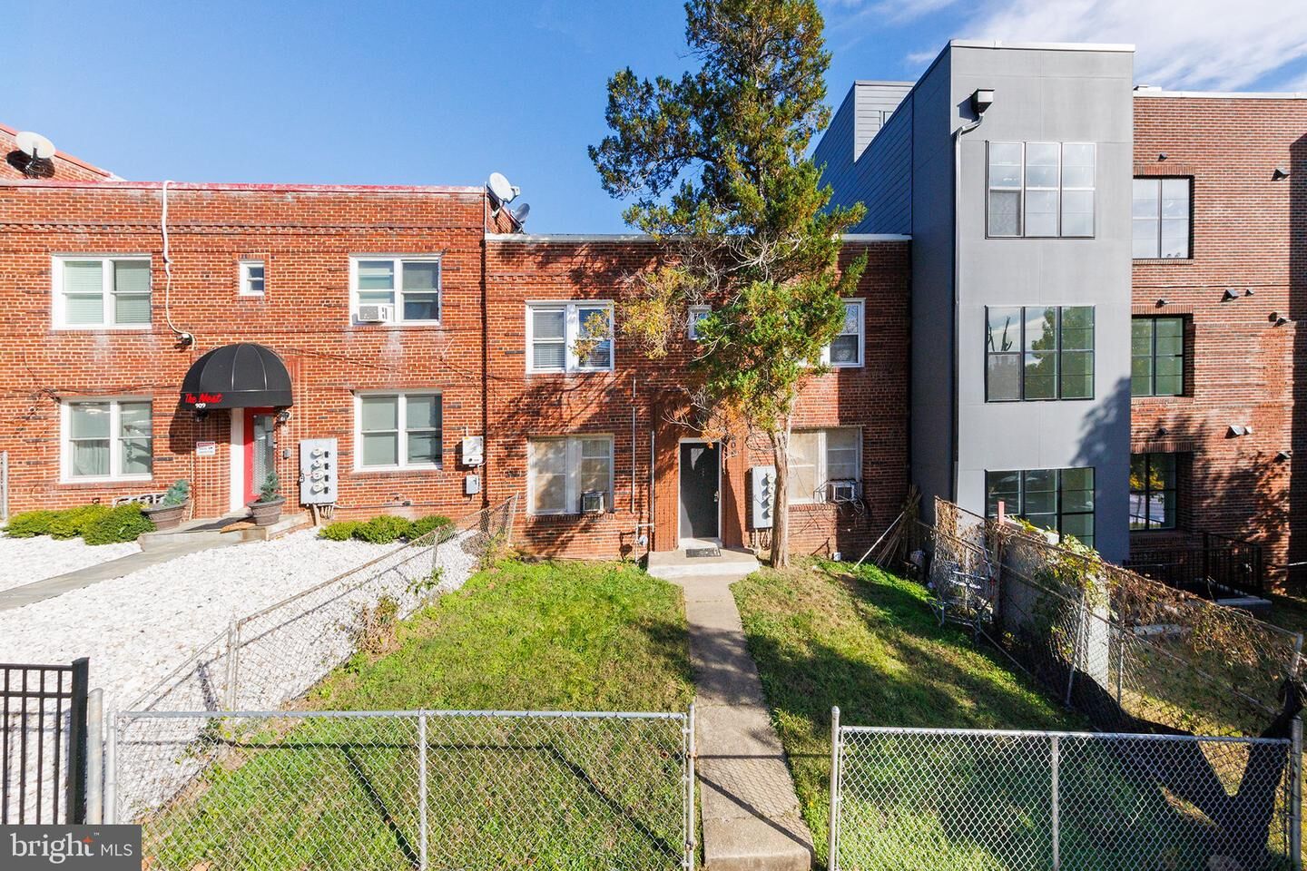 Property Photo: 905 19th Street NE 1 DC 20002