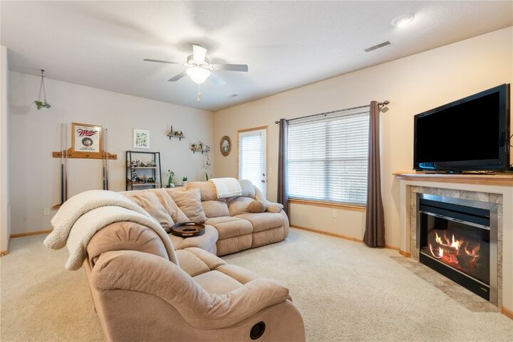 Property Photo: 3140 Wilson Avenue SW 6 IA 52404