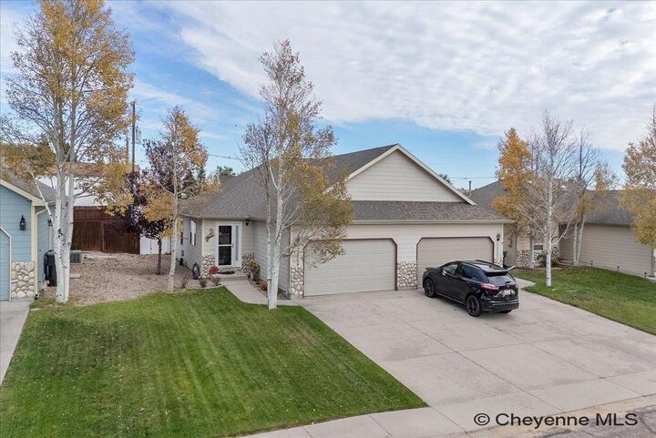 Property Photo: 3206 Rock Springs St WY 82001
