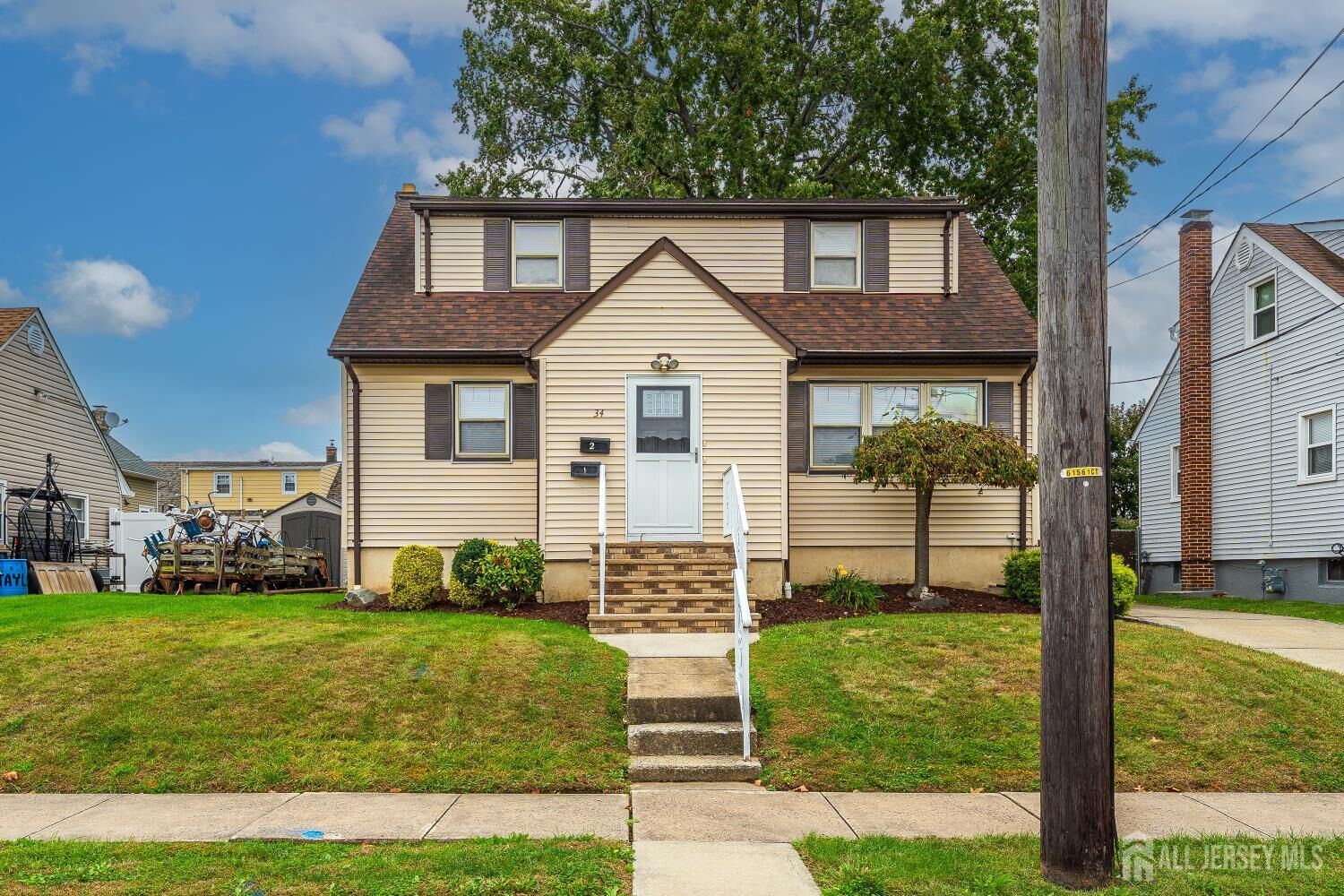 Property Photo:  34 Taylor Avenue  NJ 07008 