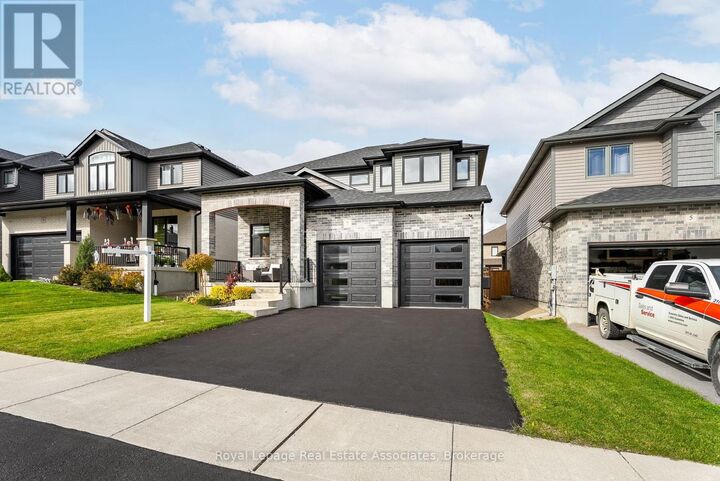 Property Photo: 7 Tindall Crescent ON L9W 7R9