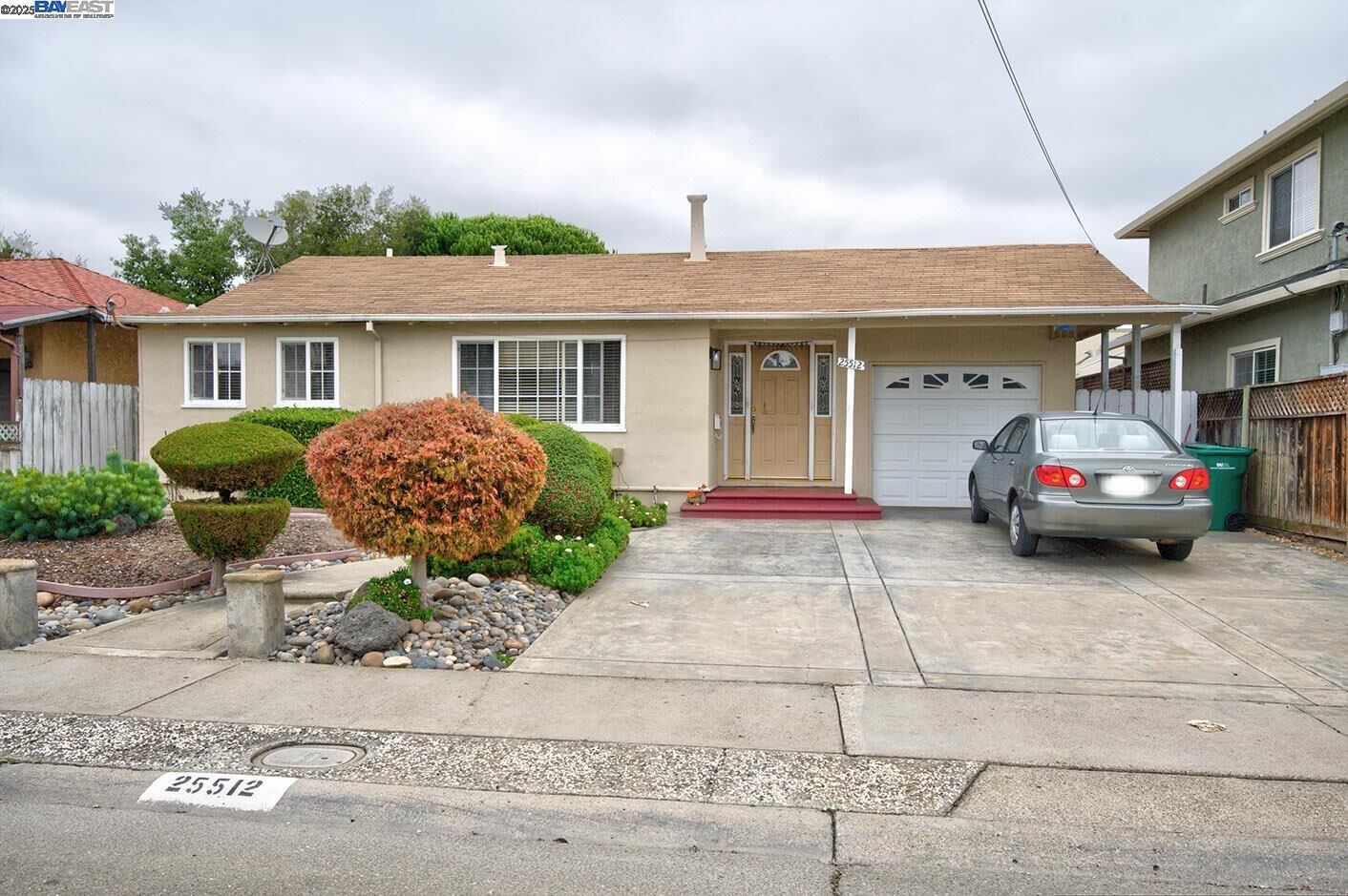 Property Photo: 25512 Tarman Ave CA 94544