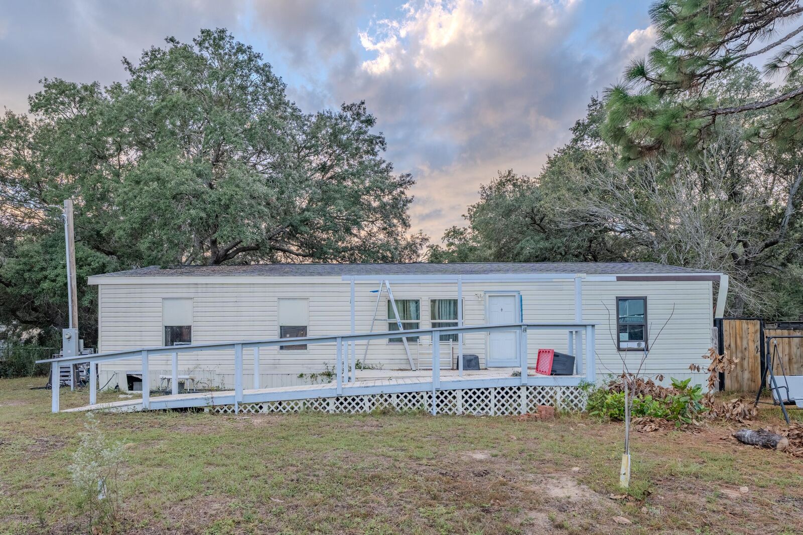 Property Photo:  2737 Teepee Road  FL 32566