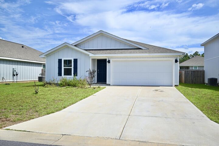 429 Scarborough Street  Crestview FL 32539 photo