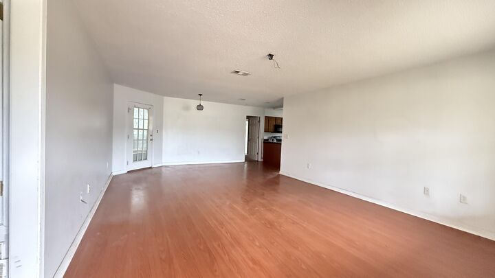 Property Photo:  292 E North Avenue  FL 32536