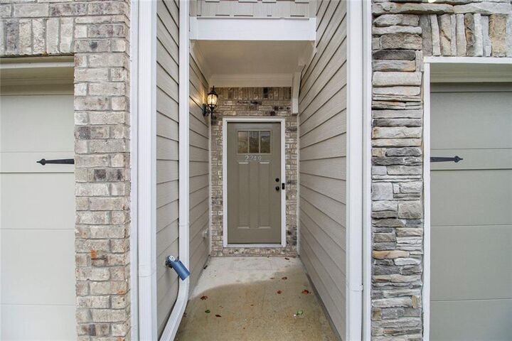 Property Photo:  2249 Mulsanne Drive  GA 30058