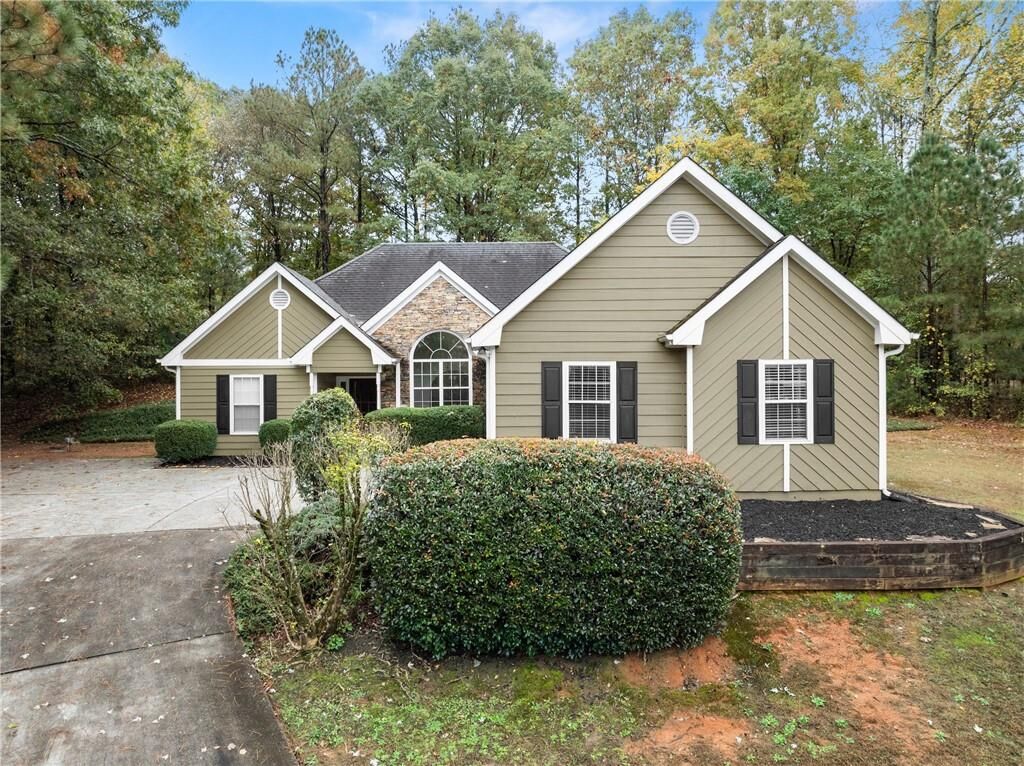 Property Photo: 515 Tribble Creek Drive GA 30017