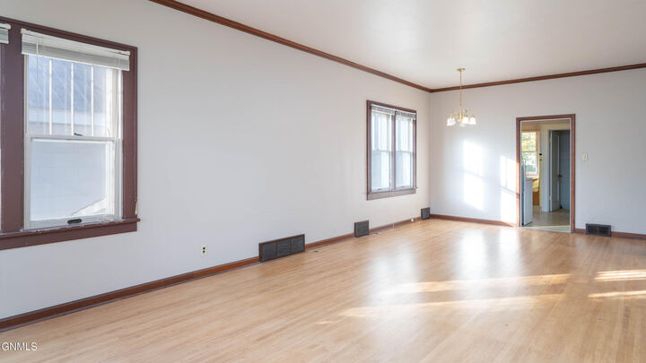 Property Photo: 1014 5th Street ND 58501