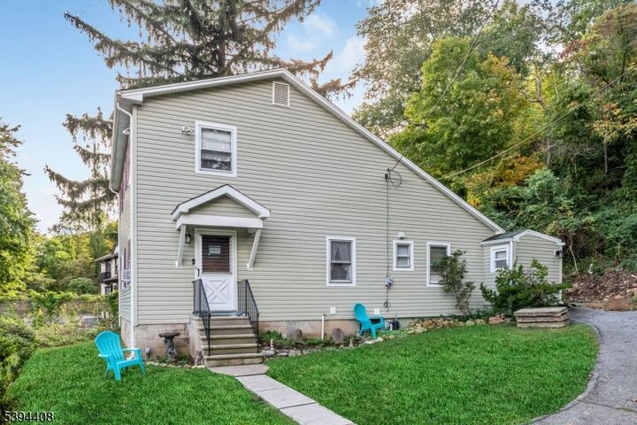 Property Photo:  73 Ringwood Ave  NJ 07465