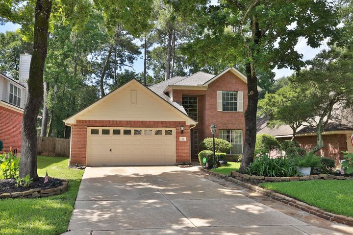 19 Almond Branch Place  The Woodlands TX 77382 photo
