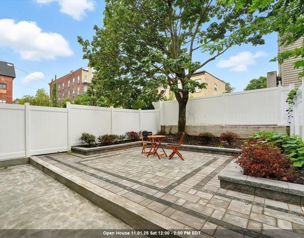 Property Photo:  184 Central Ave 1A  NJ 07307