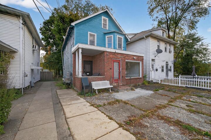 Property Photo:  72 Wisner Avenue  NY 12550 
