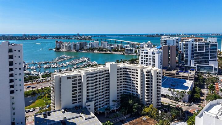 Property Photo:  1255 N Gulfstream Avenue 1101  FL 34236