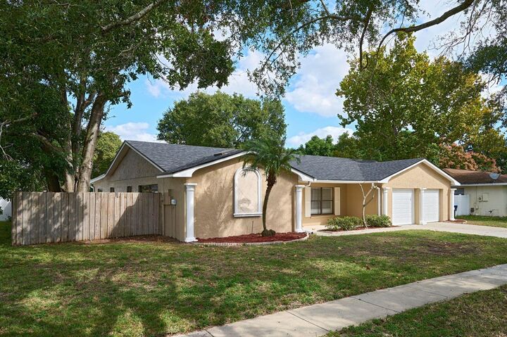 Property Photo:  8521 Sandberry Boulevard  FL 32819 