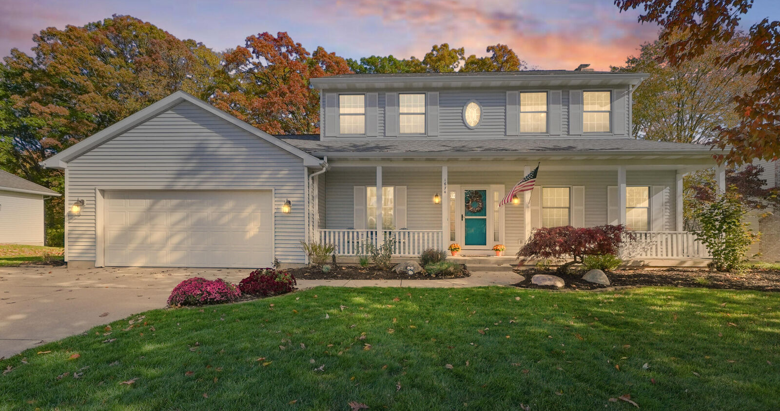 Property Photo:  1674 Riva Ridge Drive SE  MI 49546 