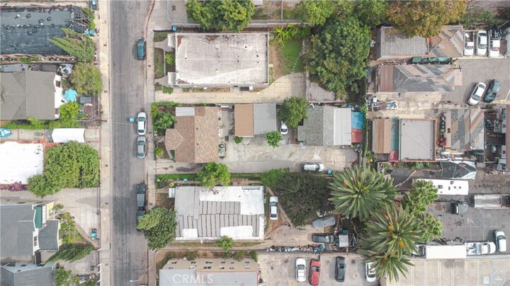 Property Photo:  3036 W 12 Place  CA 90006 