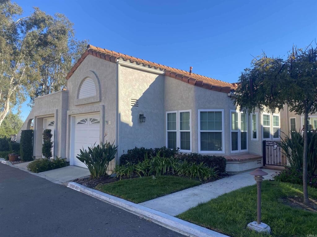 Property Photo:  12582 Calle Tamega 102  CA 92128