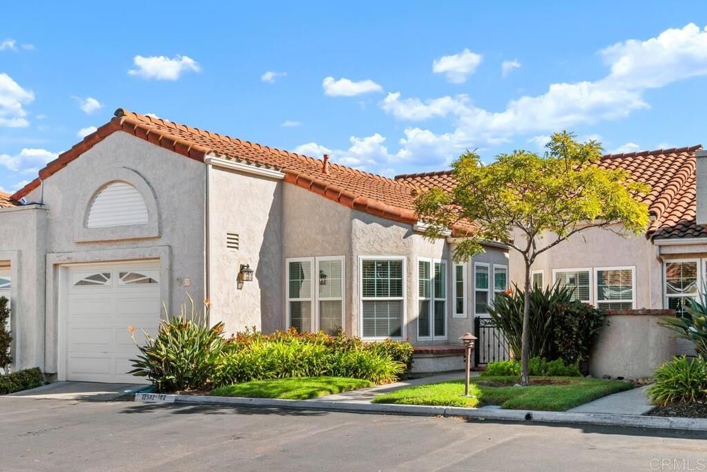 Property Photo:  12582 Calle Tamega 102  CA 92128 