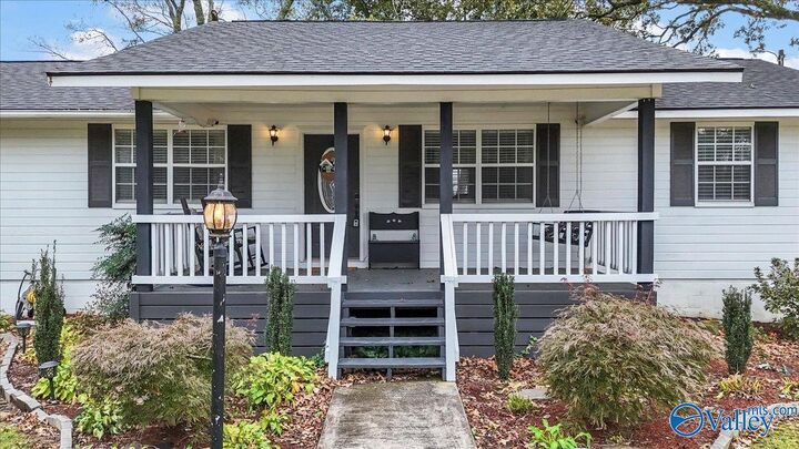 Property Photo:  4869 US Highway 278  AL 35057